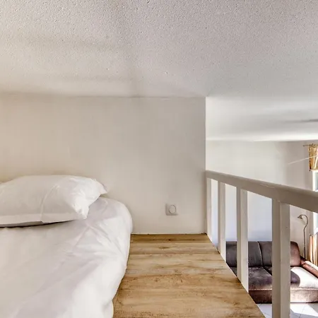 Flat In The Old City Apartment