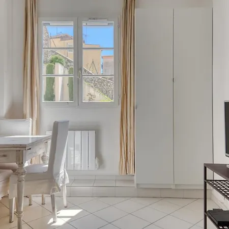 Flat In The Old City * Nice
